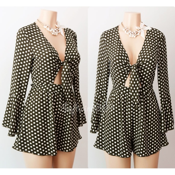 coco avante Dresses & Skirts - Last☝️Olive Khaki Polka Dot Tie Front Retro Romper